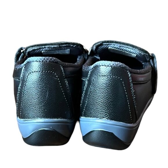 Women's Black Chelsea OrthoFeet Gel Leather Slip-On Comfort Loafer Sz 6.5 X-Wide - Picture 2 of 9